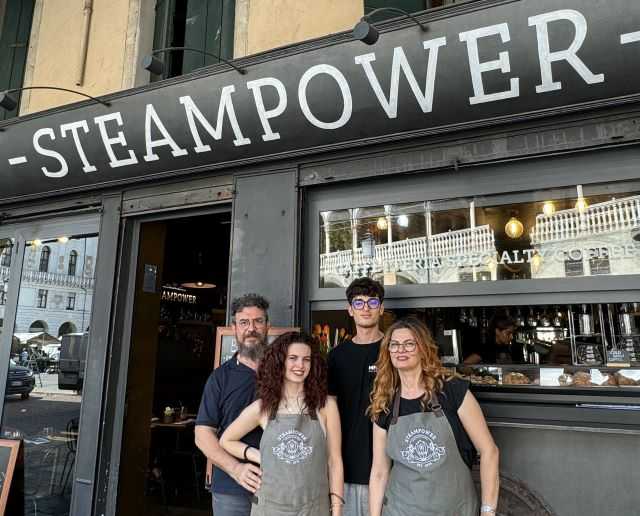 La famiglia Steampower (foto concessa)